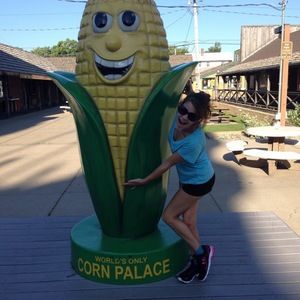 Meet your Posher, Katelyn